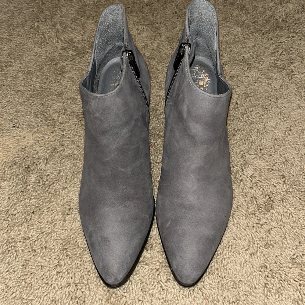 Authentic Leather Vince Camuto Block heeled booties